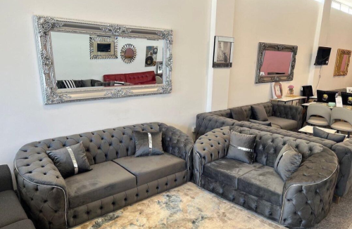 Ambassador Chesterfield Sofa - Image 5